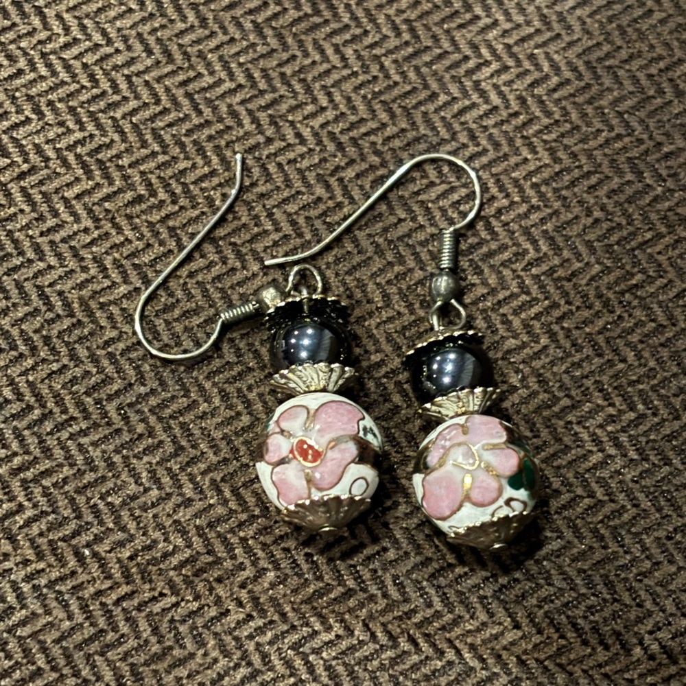 Floral Pink and Silver Cloisonné Earrings I  very good condition